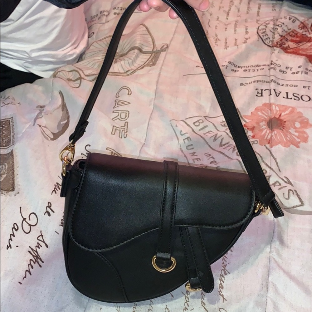 Handbag. - Picture 2 of 4